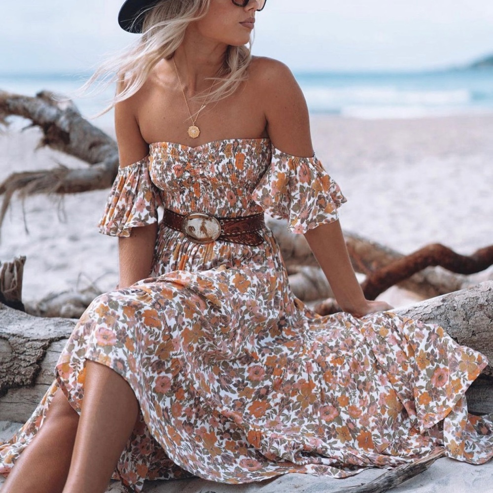 ♥️🌙Barefoot blonde collection Eva Dress